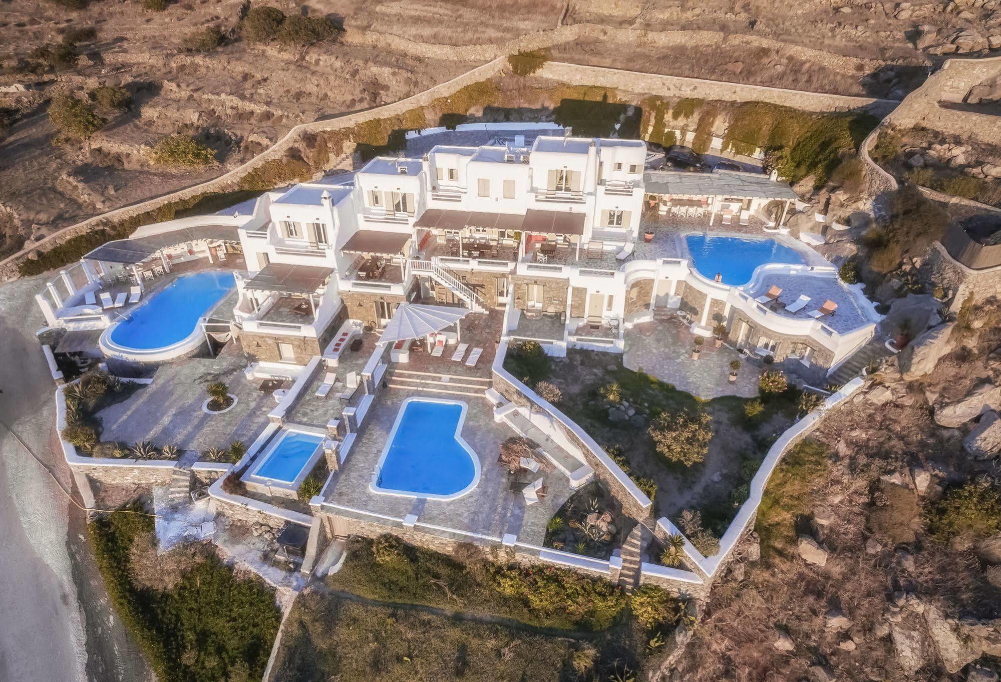 Villa Clio Ornos  Exteriör bild